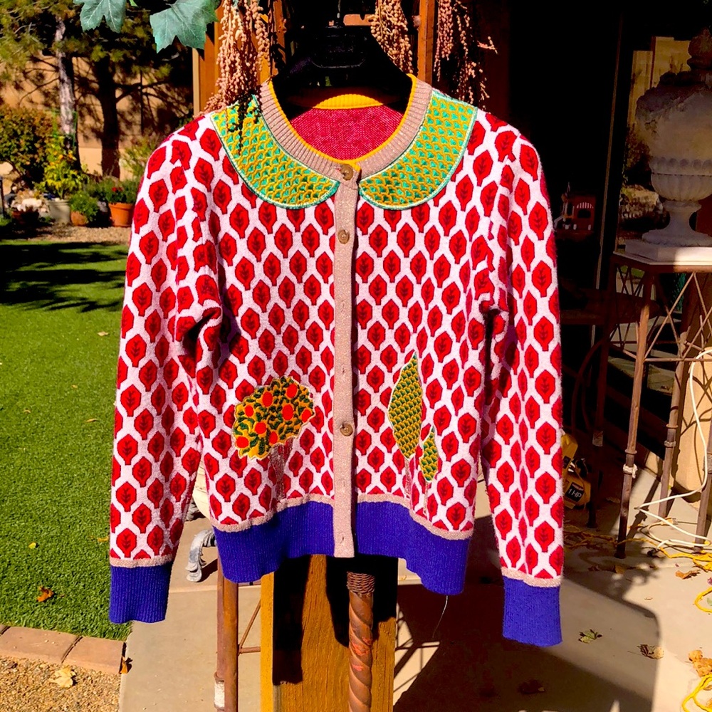 Multi Color Designer Pattern Knit Carriage - image 1